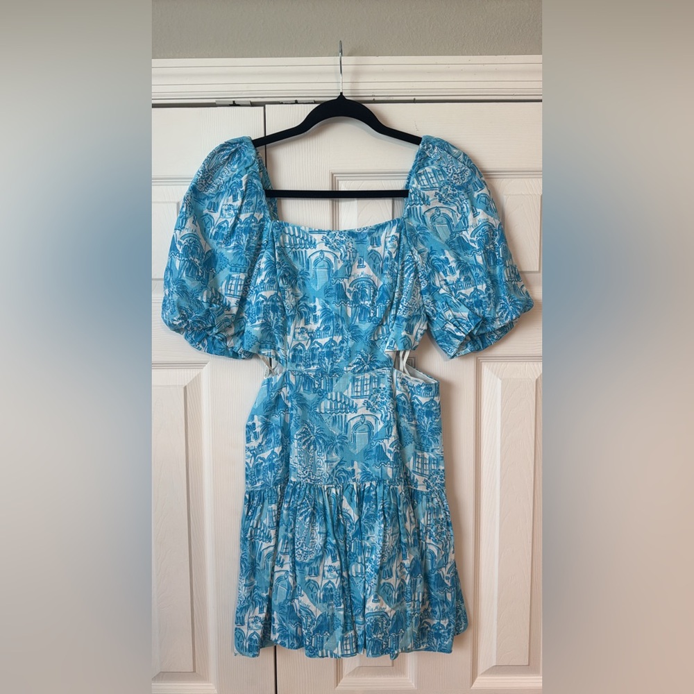 Lilly Pulitzer Blue and White Puff Sleeve Dress Size 2 NWT